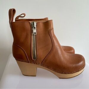 Swedish Hasbeens  Zip It Emy Clog Bootie